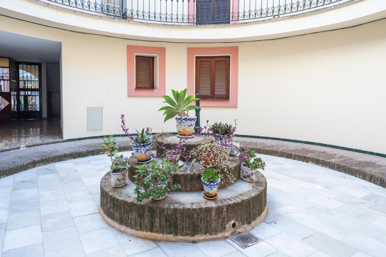 Estud1O Amor De Dios Sevilla Buitenkant foto
